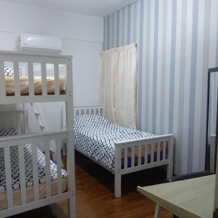 3Rooms 10Pax Mc 5 Star Hotel Sofa&Bed Mrt Mcd Axiata Seri Kembangan Luaran gambar